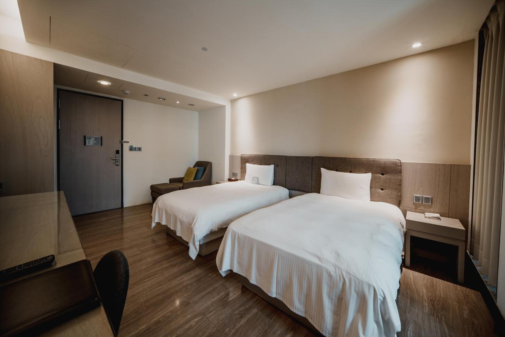 Hub Hotel Kaohsiung Yawan Branch Екстериор снимка