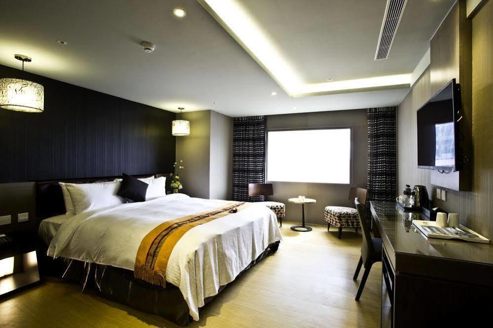 Hub Hotel Kaohsiung Yawan Branch Екстериор снимка